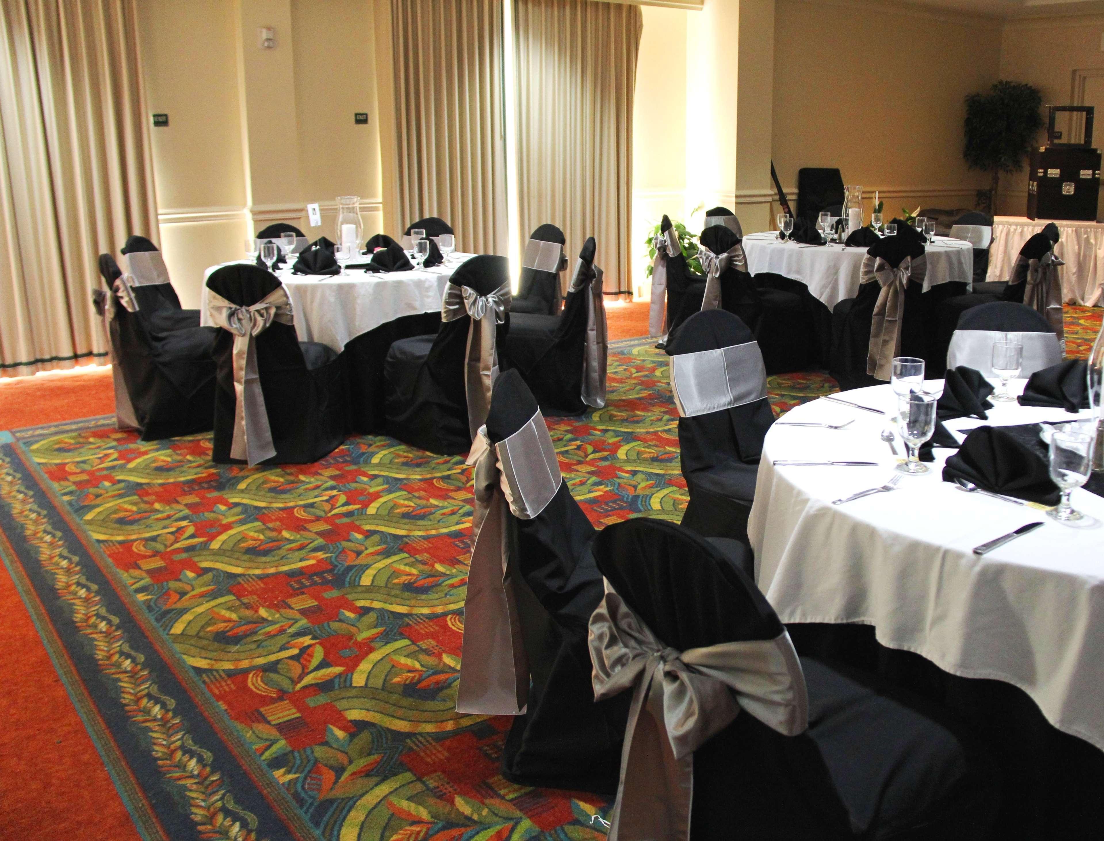 Hilton Garden Inn Tampa North Temple Terrace Ресторан фото