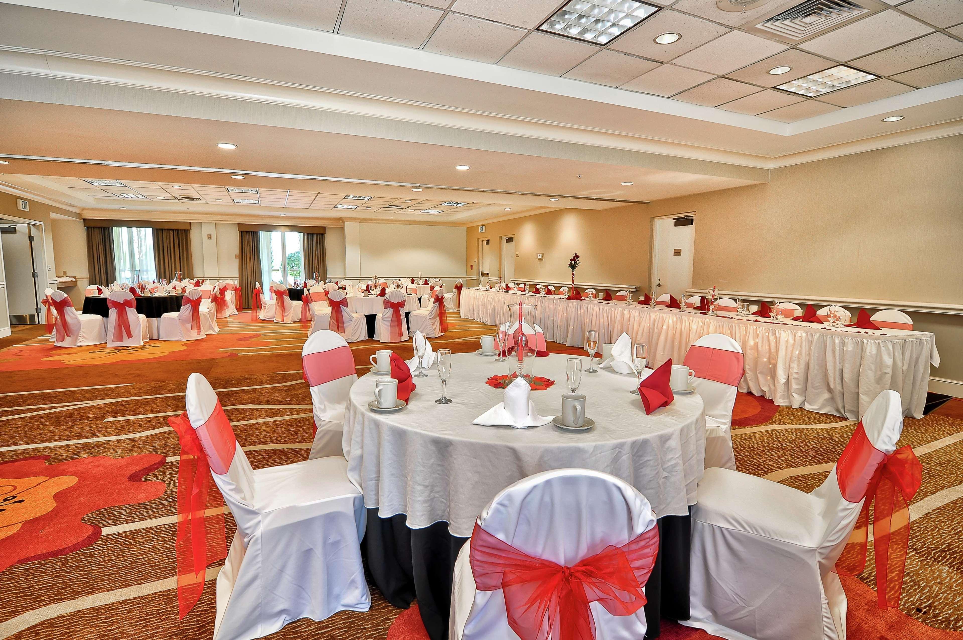 Hilton Garden Inn Tampa North Temple Terrace Екстер'єр фото