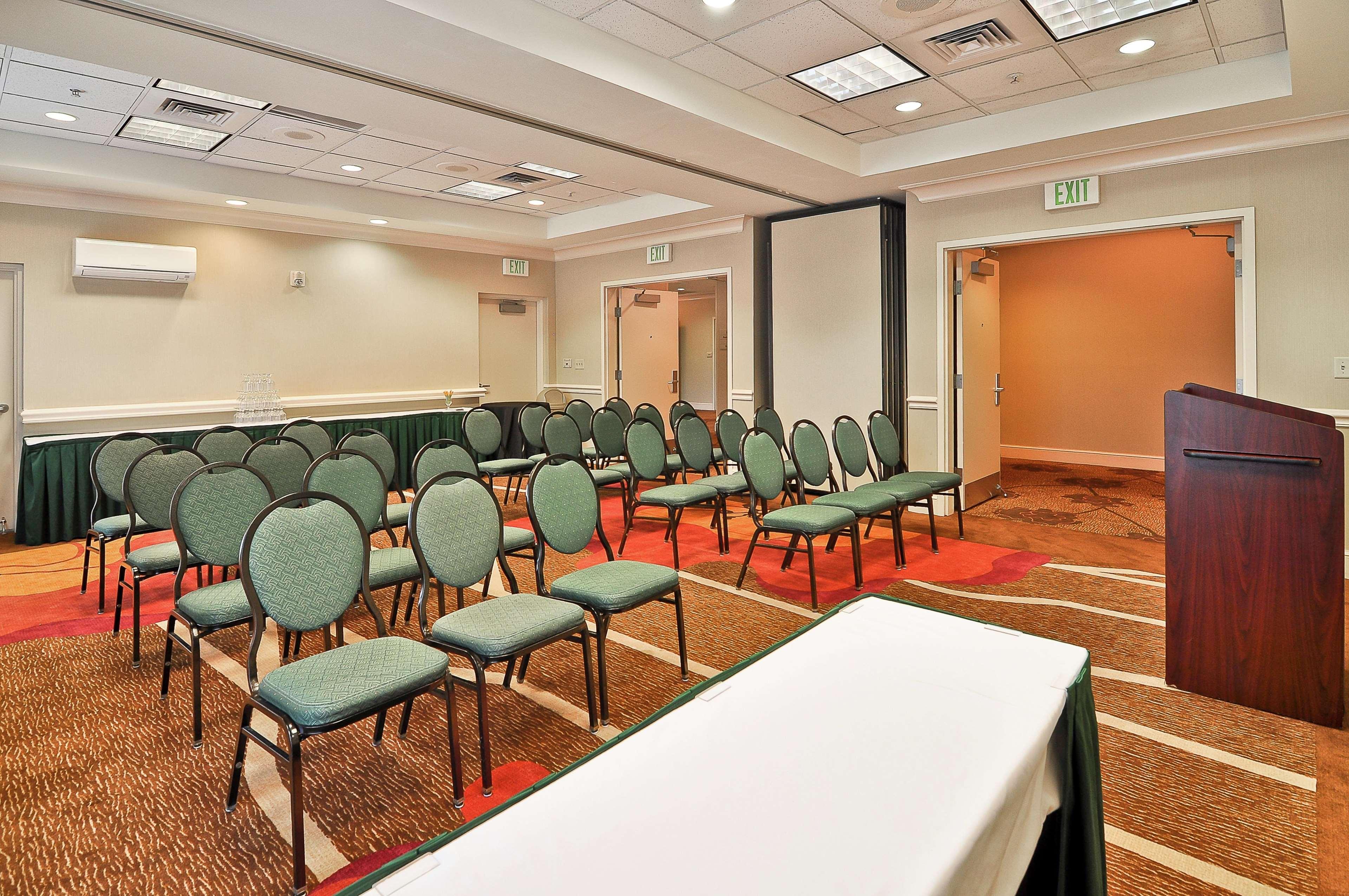 Hilton Garden Inn Tampa North Temple Terrace Екстер'єр фото