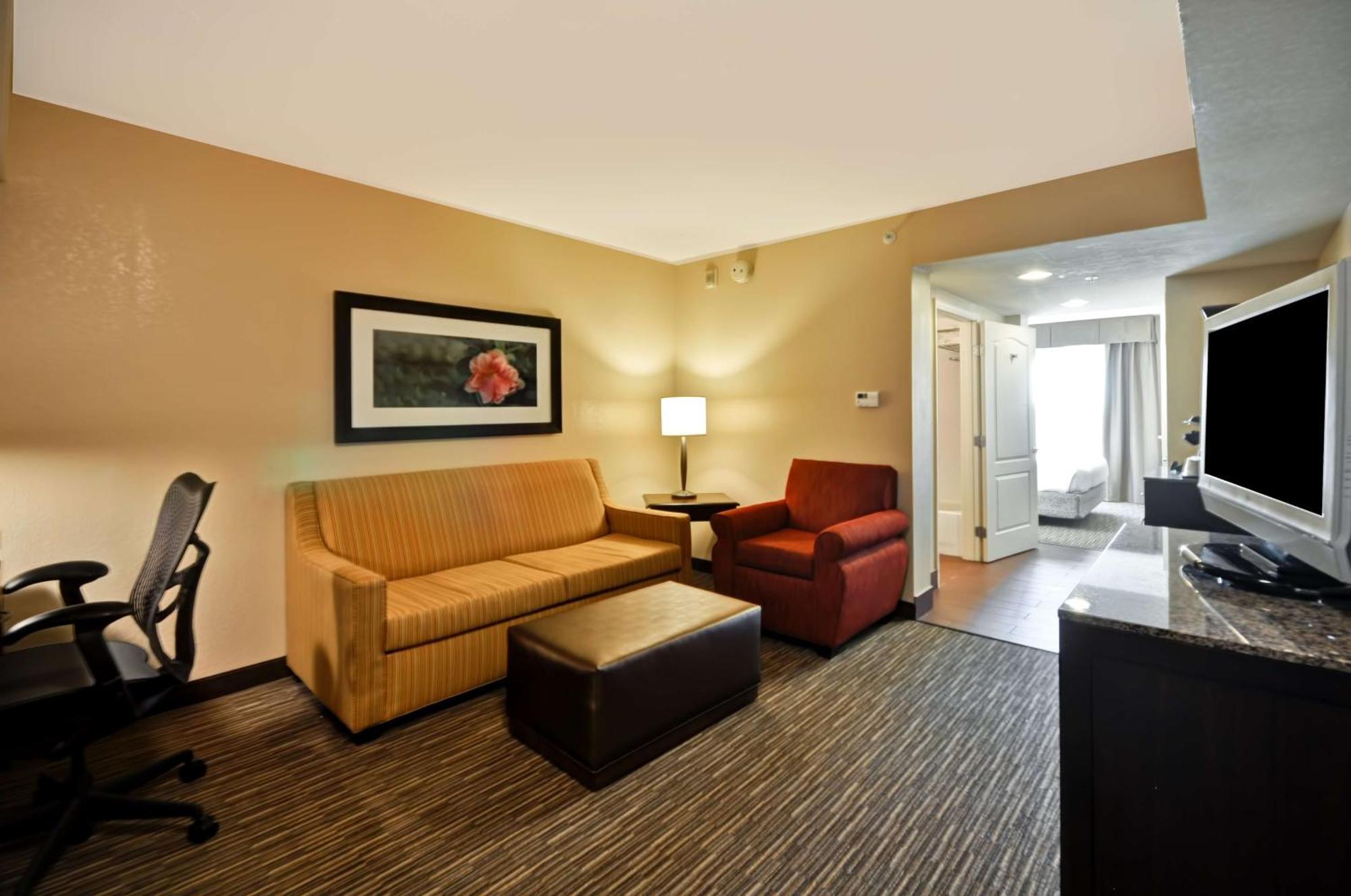 Hilton Garden Inn Tampa North Temple Terrace Екстер'єр фото