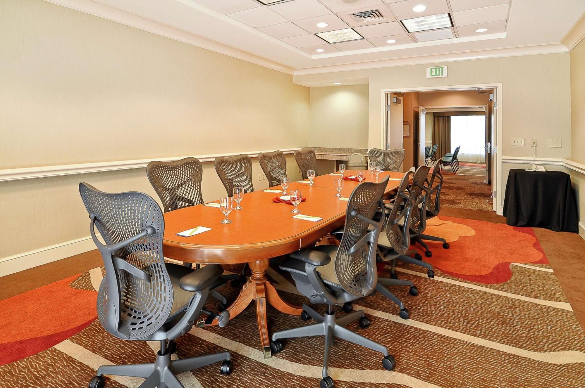 Hilton Garden Inn Tampa North Temple Terrace Екстер'єр фото